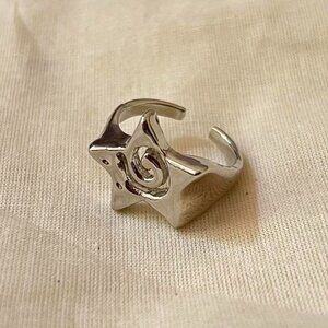 Vintage Y2K style silver star ring